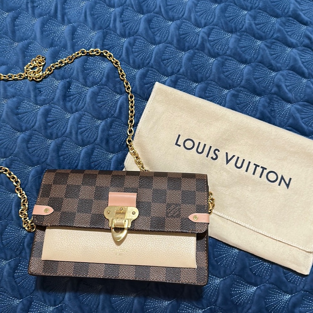 Lv Vavin Chain Wallet